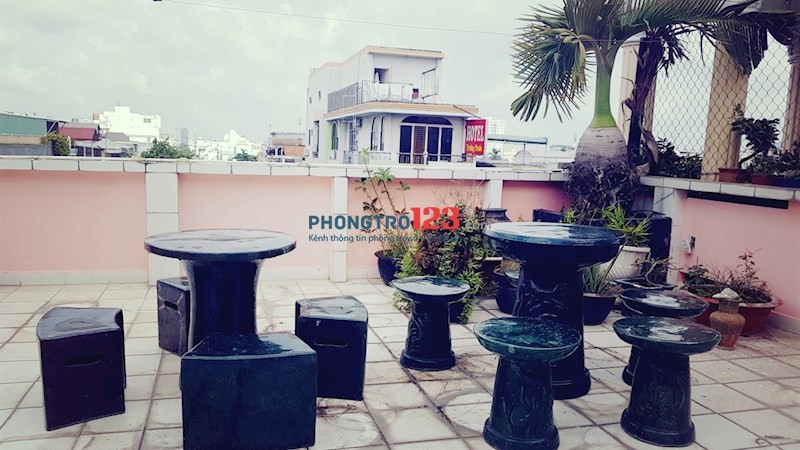 Phòng ở ghép - ký túc xá cho sinh viên, người đi làm 1tr1/người bao điện nước gần Quận 1