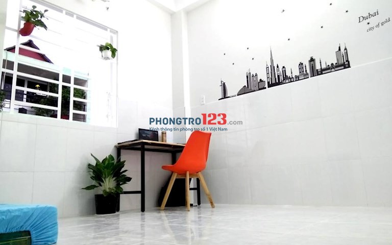 Phòng cho thuê đầy đủ tiện nghi 18m2 đến 25m2 gần Pandora Trường Chinh giờ giấc tự do, toilet riêng