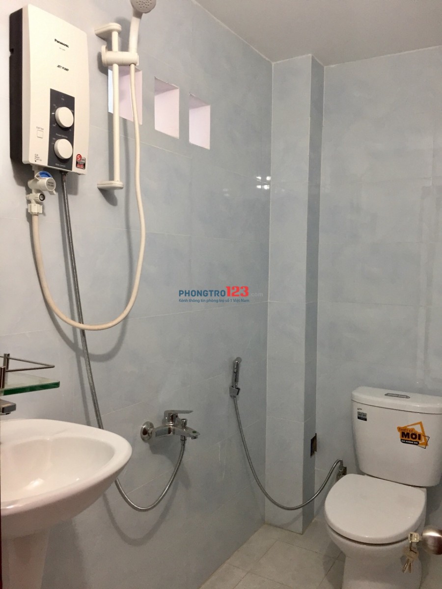 Nhà MT 586 Hoàng Văn Thụ 1T1L 2PN, 4x22 sân trước sau 170m2 giá 27,8 triệu