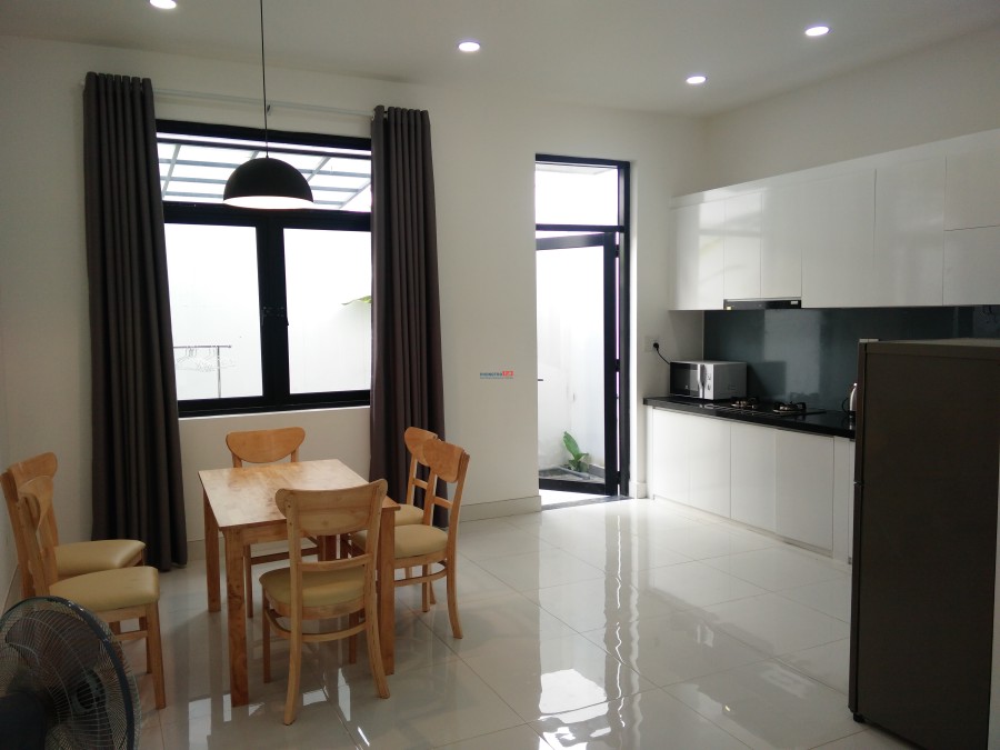 Cho thuê nhà phố nguyên căn Citi Bella Q2
