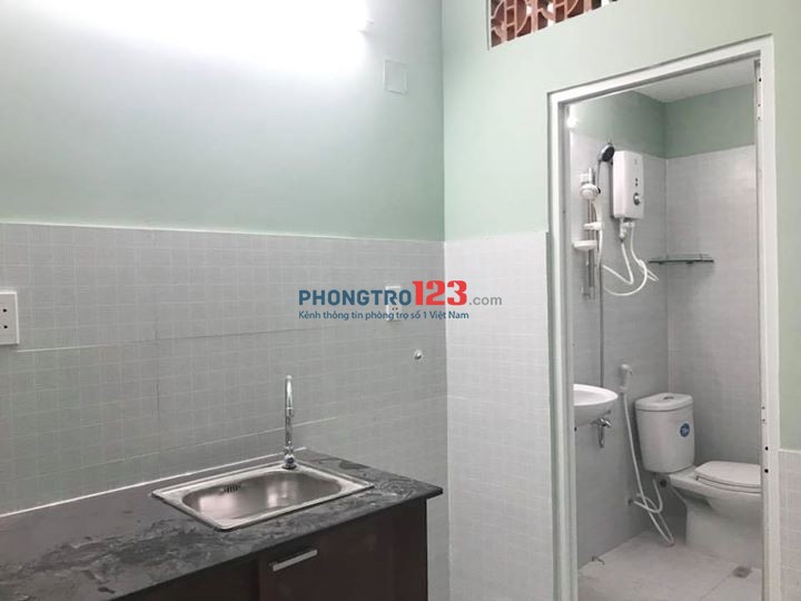 Phòng trọ quận 7, 3tr, 20m2, 2 người, cạnh Phú Mỹ Hưng, gần BigC, không nuôi chó mèo.