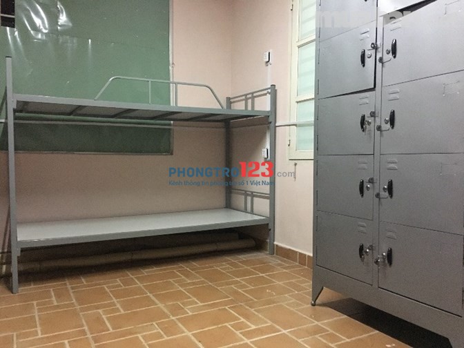 Ở ghép kí túc xá Bà Hạt, Quận 10 cho SV & người đi làm