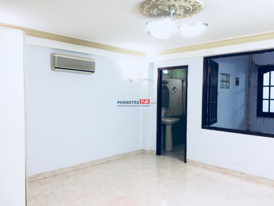 Phòng riêng 3tr/tháng có máy lạnh đường Nguyễn Thị Thập