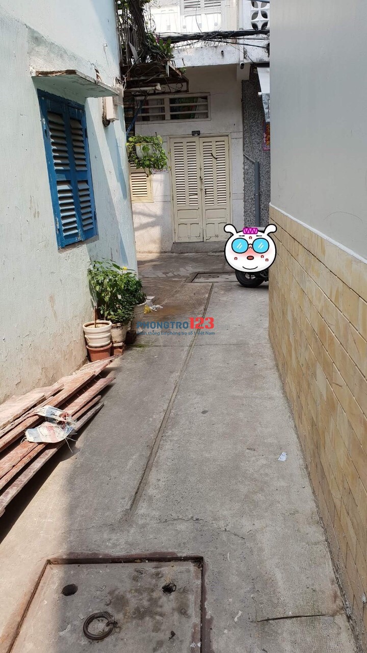 Cho thuê nhà nguyên căn nhà Trần Quang Khải, Q.1 cách mặt tiền hơn 20m