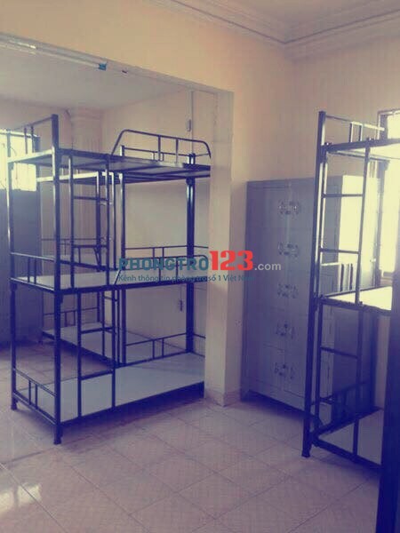 KTX máy lạnh giá rẻ ở 84 Giải Phóng, P.4, Tân Bình