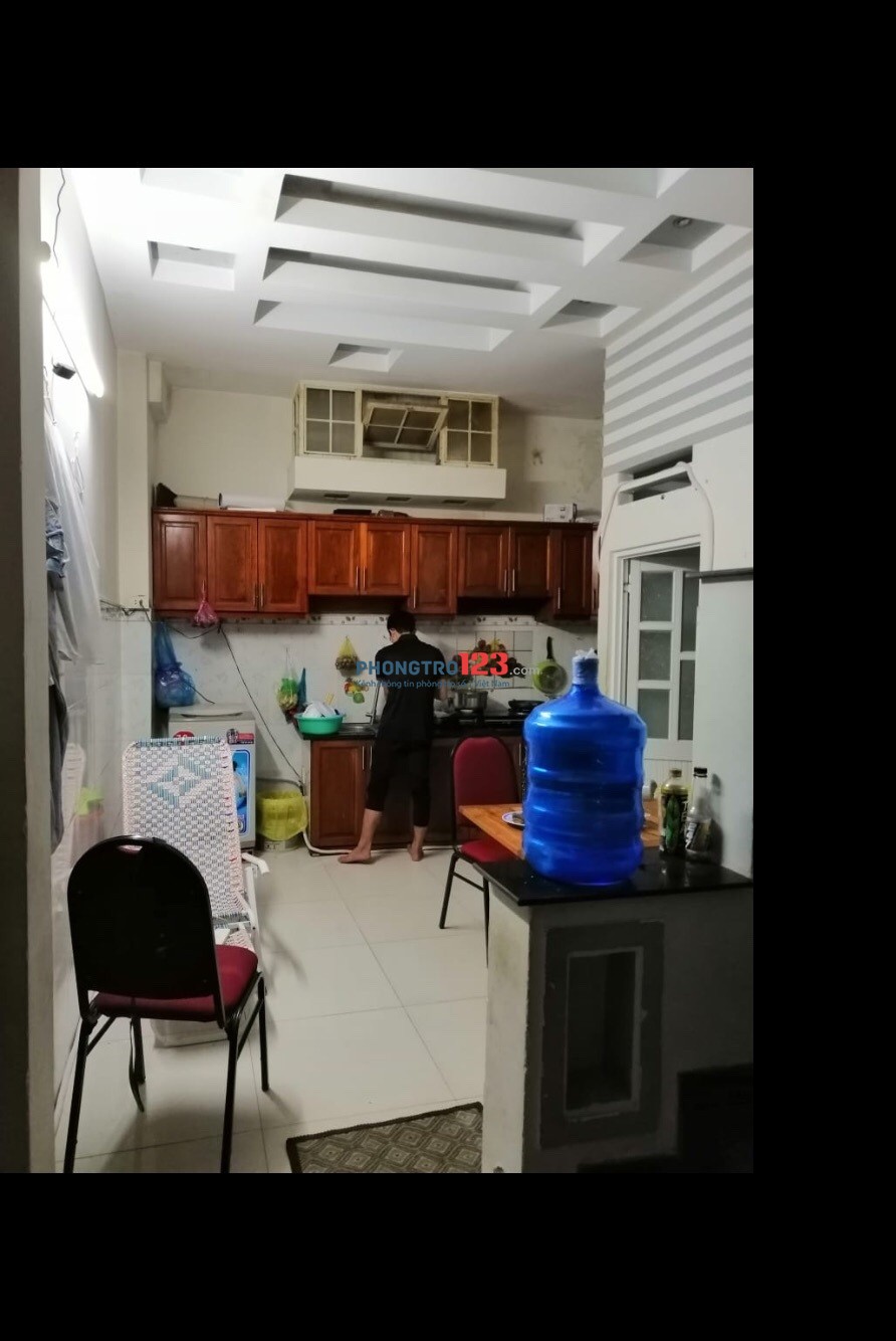 Ở ghép cực rẻ Quận 7 chỉ 450k/người