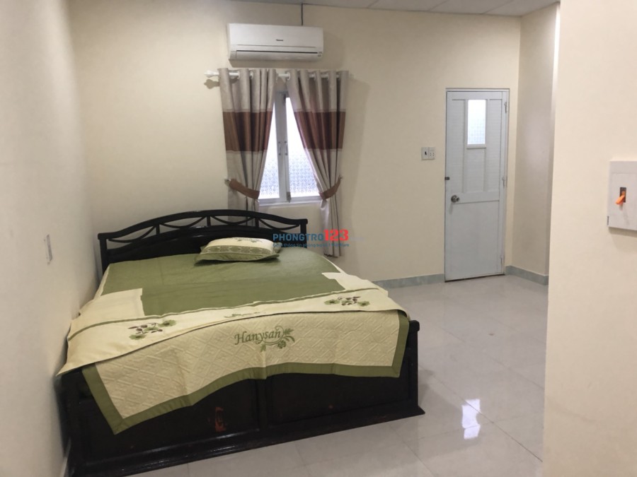 Cho thuê phòng trọ mới, đầy đủ tiện nghi tại mặt tiền Nguyễn Thái Bình, Quận Tân Bình, BV 24/24