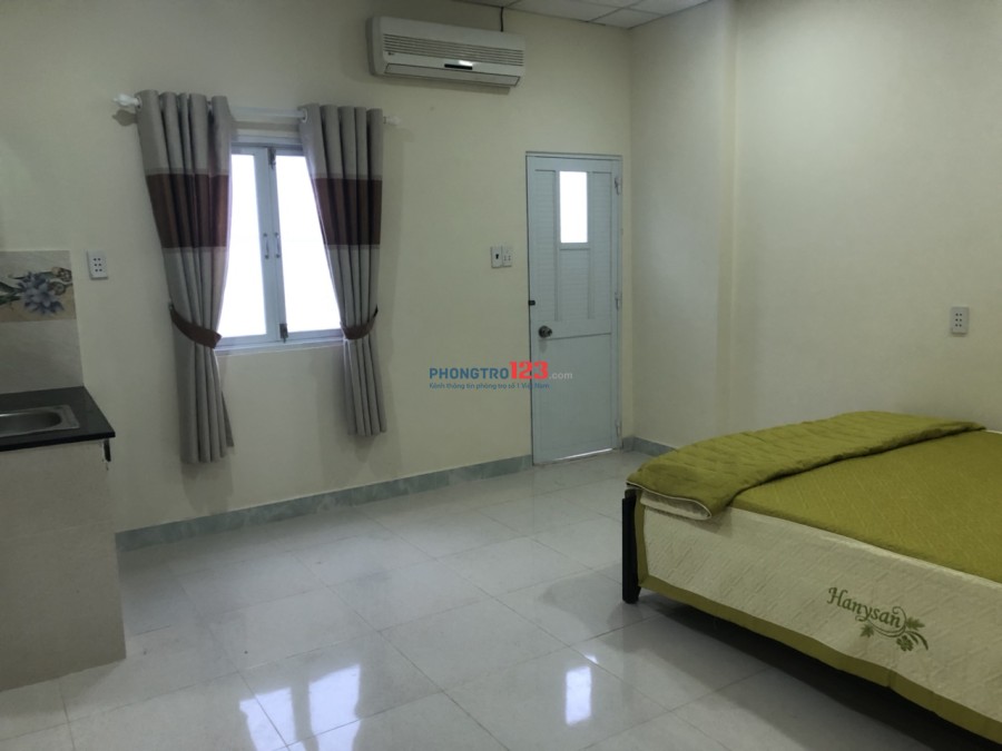 Cho thuê phòng trọ mới, đầy đủ tiện nghi tại mặt tiền Nguyễn Thái Bình, Quận Tân Bình, BV 24/24