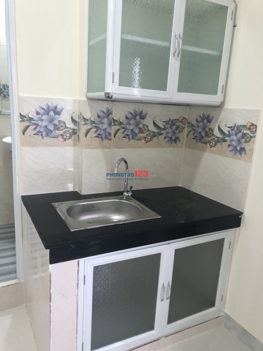 Cho thuê phòng trọ mới, đầy đủ tiện nghi tại mặt tiền Nguyễn Thái Bình, Quận Tân Bình, BV 24/24