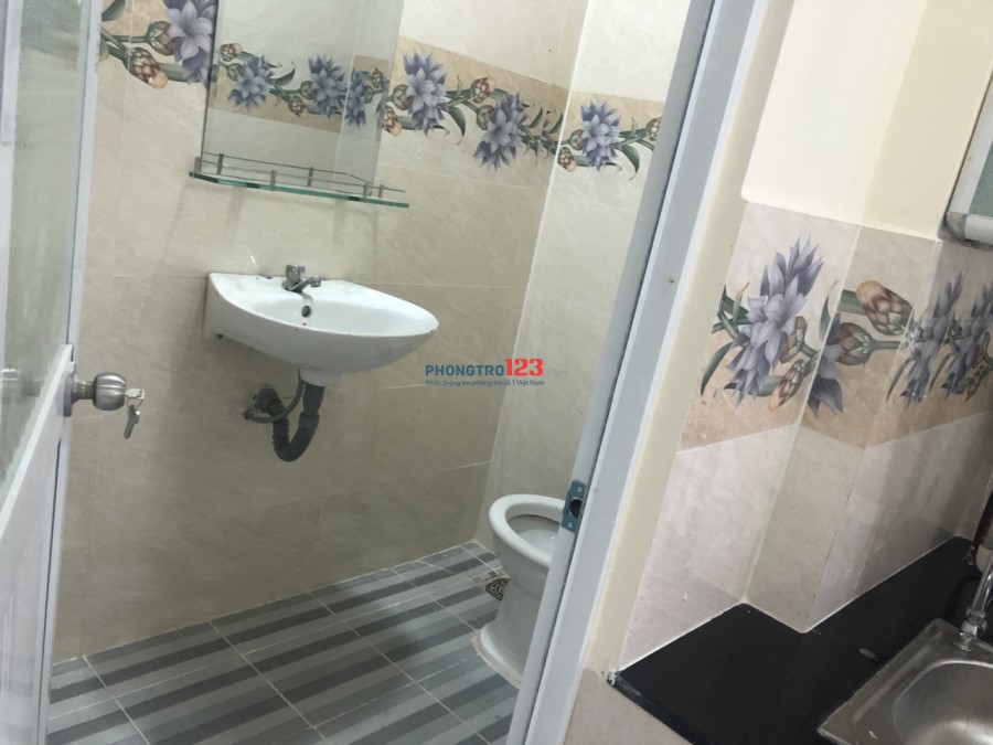 Cho thuê phòng trọ mới, đầy đủ tiện nghi tại mặt tiền Nguyễn Thái Bình, Quận Tân Bình, BV 24/24