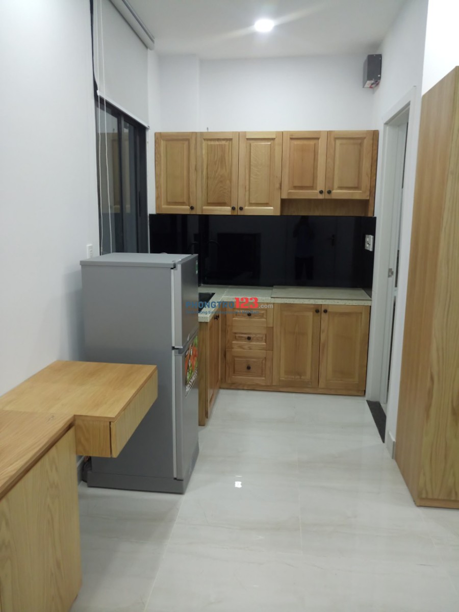 Căn hộ cho thuê full nội thất mới 100% ngay khu Phan Xích Long, Phú Nhuận chỉ với giá 7tr