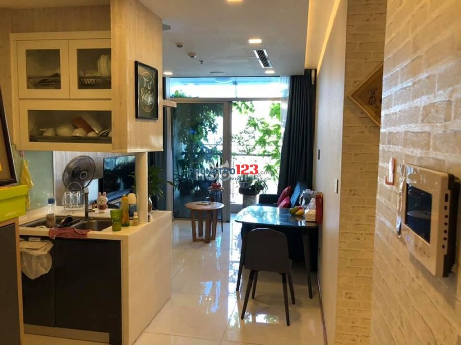 Cần cho thuê căn hộ cao cấp tại Vinhomes CentralPark, view đẹp, giá hạt dẻ