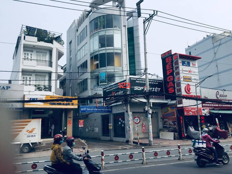 Cho thuê văn phòng nhà 2 mặt tiền Nguyễn Thị Thập, Quận 7