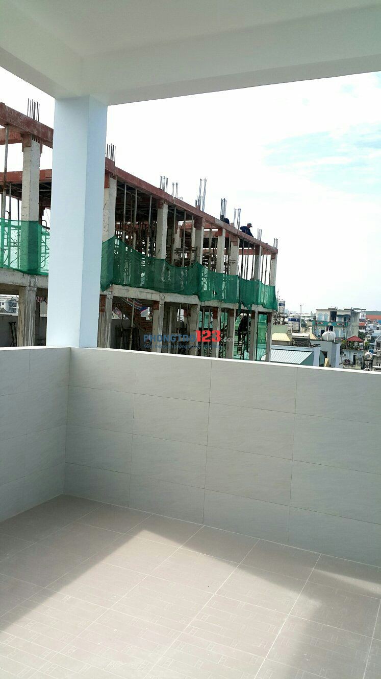Phòng trọ mới xây 18 m2 (không gồm diện tích để xe) - Đường Dương Quảng Hàm, Gò Vấp
