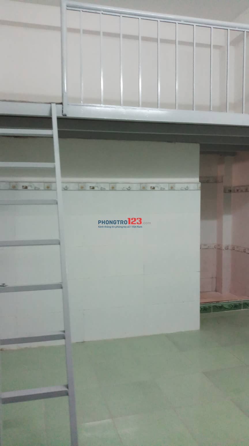 Phòng trọ thoáng mát mới xây có gác lửng ngay tòa nhà Etown