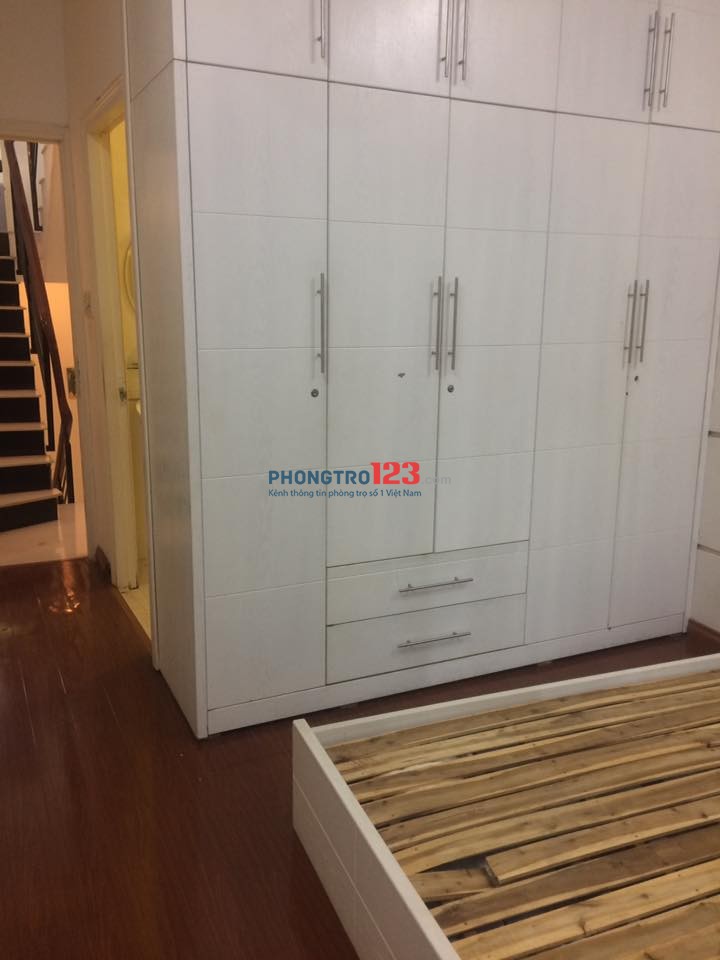 Cho thuê phòng 100/7K Thích Quảng Đức, P.5, Q.Phú Nhuận