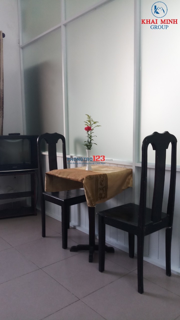 Căn hộ Full nội thất, có kệ bếp, WC riêng - Đường Cộng Hòa, Tân Bình, gần Lotte Mart