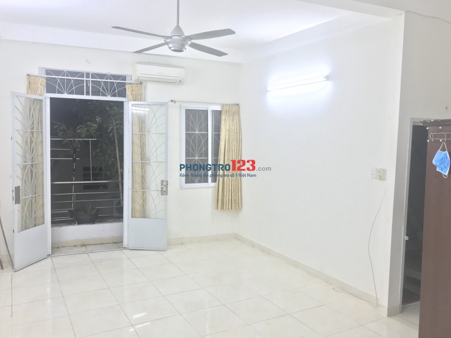 Cho thuê phòng 28m2, Tân Định Q1