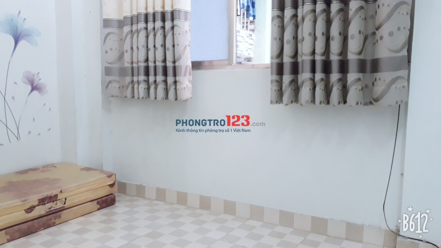Phòng trọ chính chủ, nội thất cơ bản 3tr/thg ngay Nguyễn Bỉnh Khiêm, Quận 1