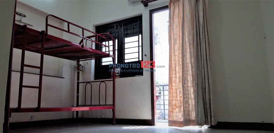 Phòng trọ đường Hoa Lài, kế Phan Xích Long, Phú Nhuận 25m² 0932924744