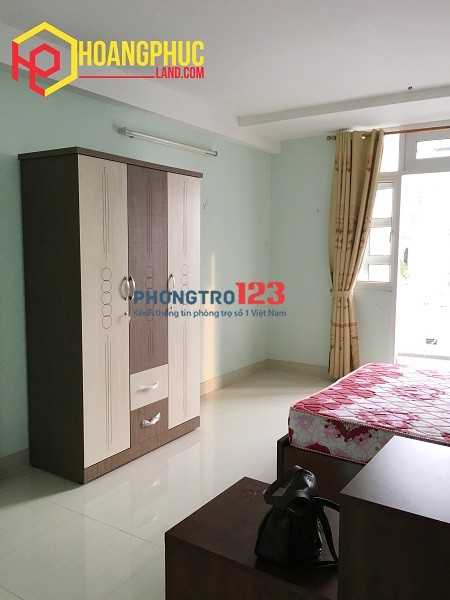 Phú Nhuận cho thuê căn hộ 60m2, bếp, full nội thất gỗ, thang máy, bảo vệ 24/7, camera, free dịch vụ