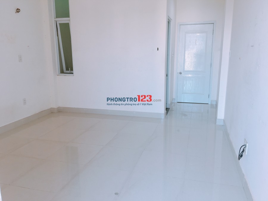 Phòng trọ 20m2 giá rẻ Bình Thạnh