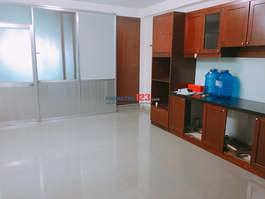 Phòng trọ 20m2 giá rẻ Bình Thạnh