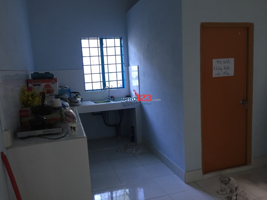 Cần tìm 2 nữ ở ghép chung 1 căn nhà cấp 4 tại Nguyễn Thị Minh Khai, Thủ Dầu Một, Bình Dương