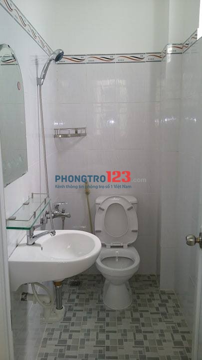 CHO THUÊ PHÒNG TRỌ NGAY TRUNG TÂM QUẬN 10 - ĐỐI DIỆN TRƯỜNG ĐUA PHÚ THỌ
