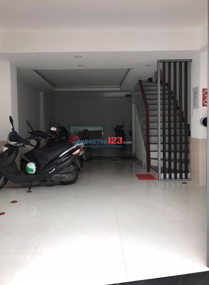 Cho thuê phòng trọ giá rẻ 20m2 có máy lạnh đường Nguyễn Oanh