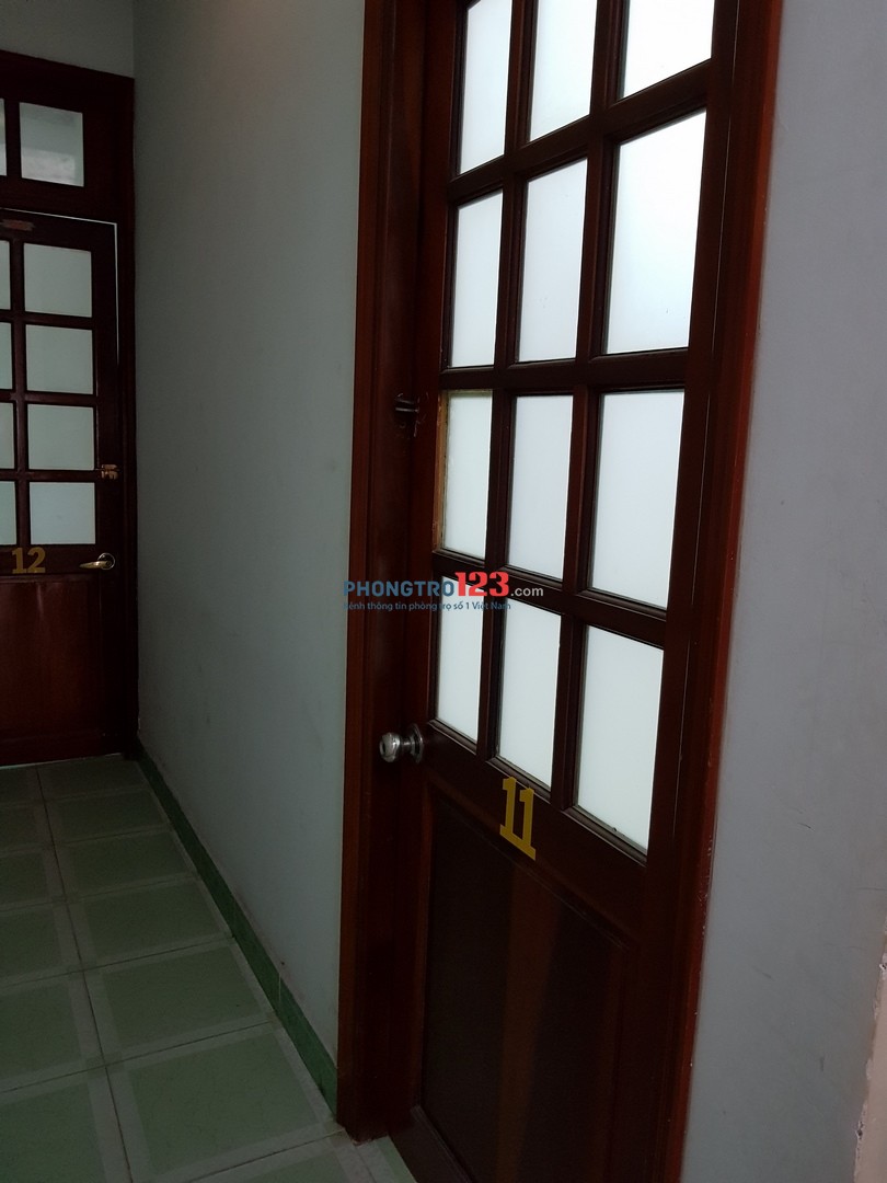 Phòng gần ĐH Công Nghiệp và Văn Lang đủ tiện nghi, giờ tự do. Giá 2tr8
