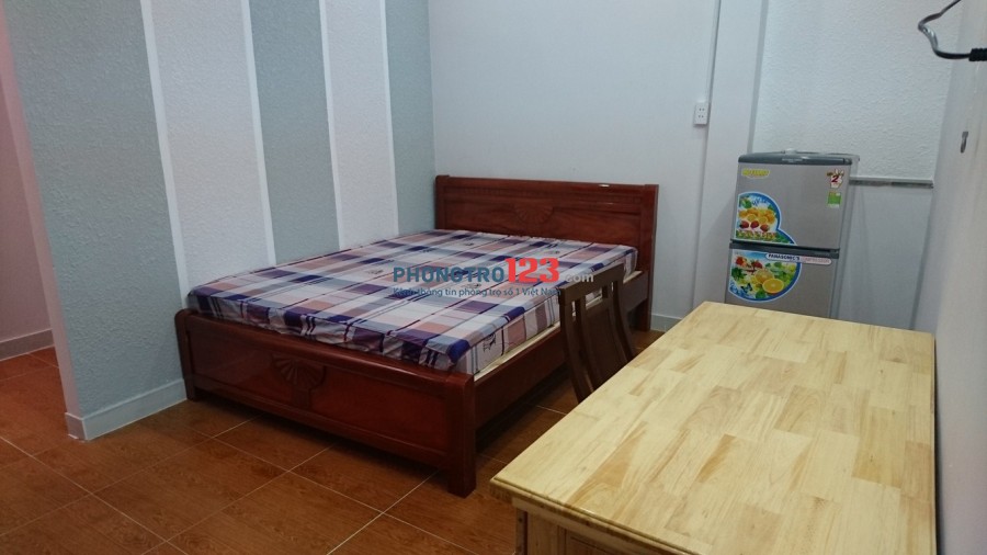 Phòng đẹp, đủ tiện nghi, gần cầu Bình Lợi, giờ tự do. Giá chỉ 3tr5