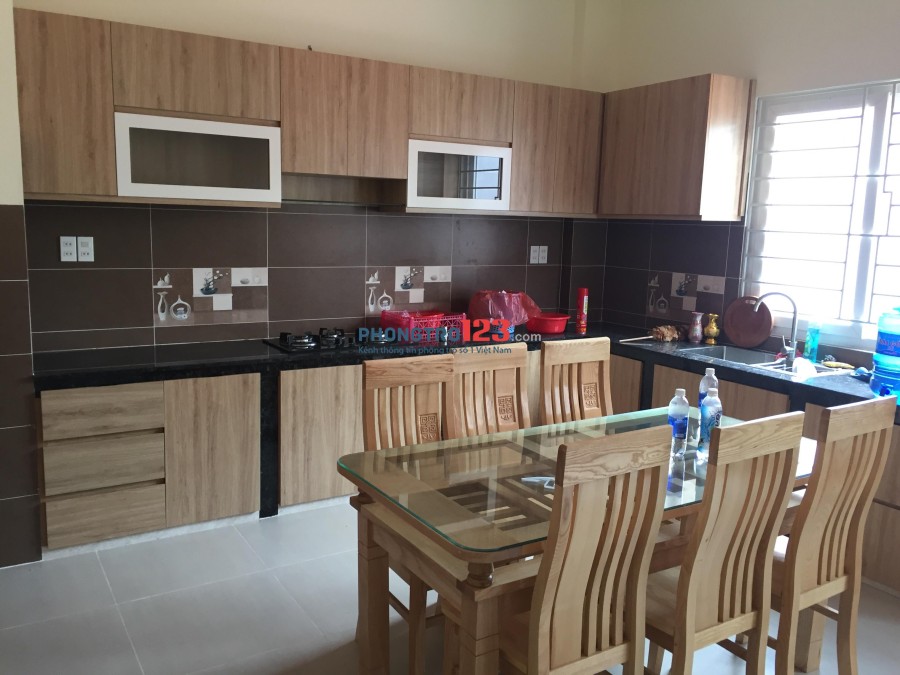 PHÒNG TRỌ MỚI 100% NGAY CHỢ PHÚ THUẬN (GẦN NGÃ TƯ HUỲNH TẤN PHÁT + GÒ Ô MÔI Q.7) - GIÁ 3,5 - 5,5 TR