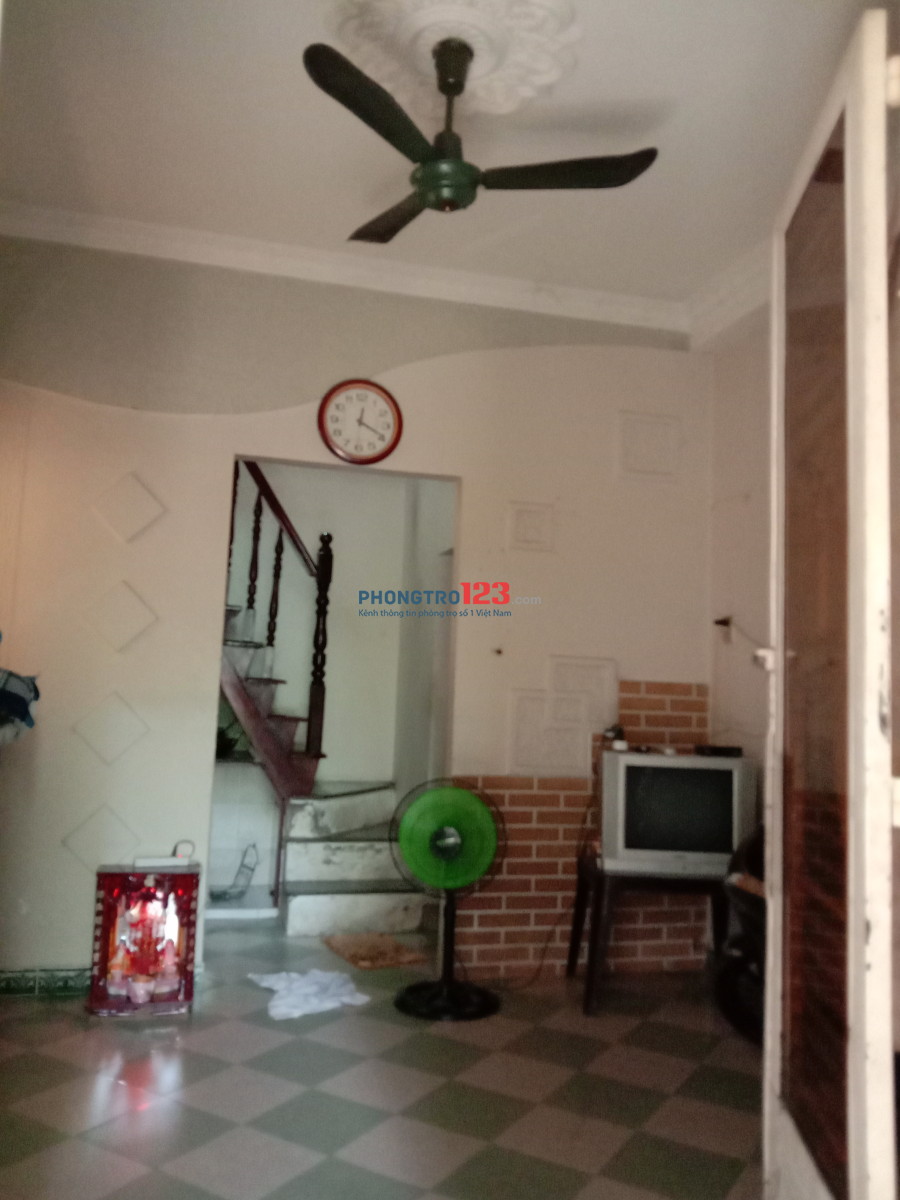 Nhà Q.1, hẻm 68trần quang khải ,bờ kè hoàng sa ,nhà máy lạnh
