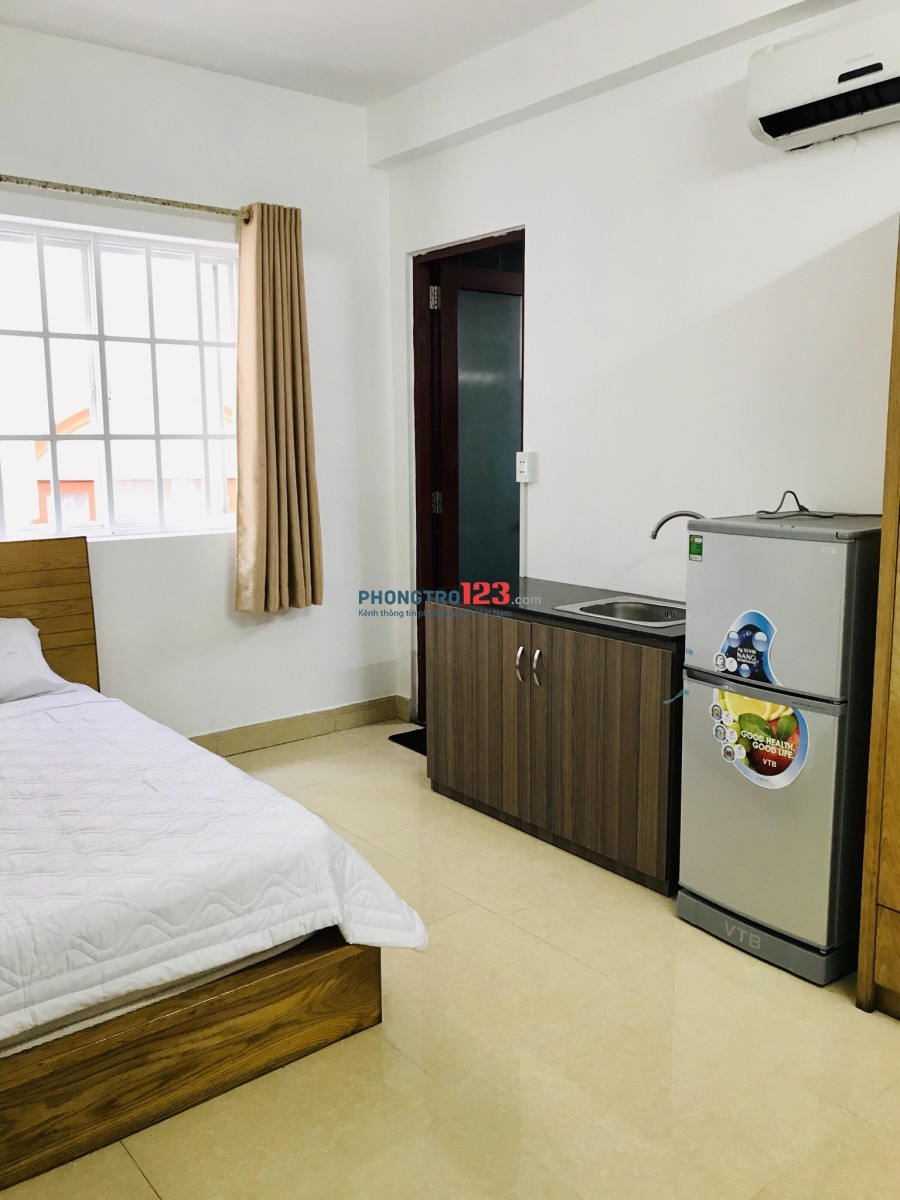 Cho thuê phòng trọ full nội thất gần chợ Bà Chiểu Bình Thạnh, giá 5.2 triệu/tháng