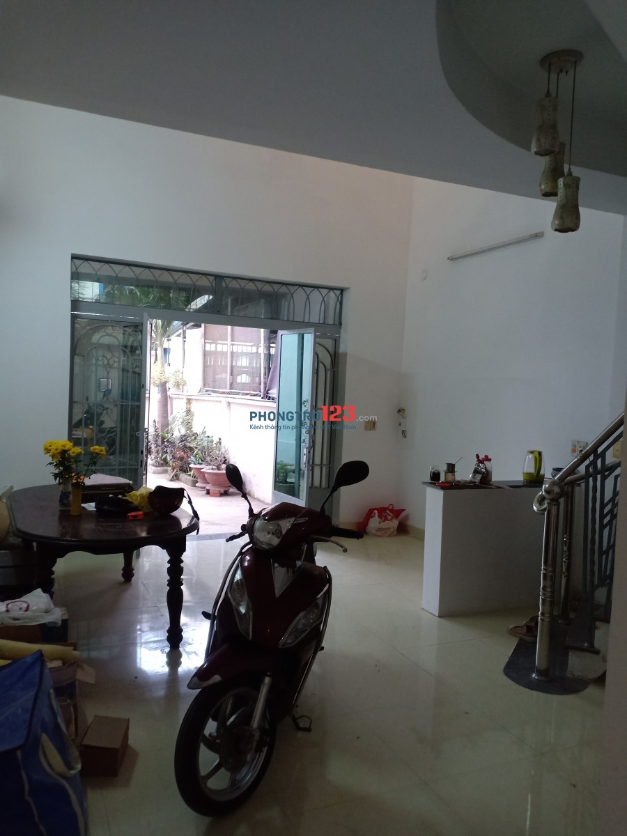 Cho thuê nhà 95m2 1lầu, gần UB P.Thạnh Lộc, Quận 12