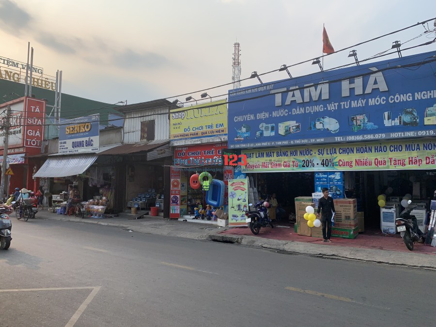 Cho thuê nhà nguyên mặt tiền đường Tô Ngọc Vân (7 x40m )