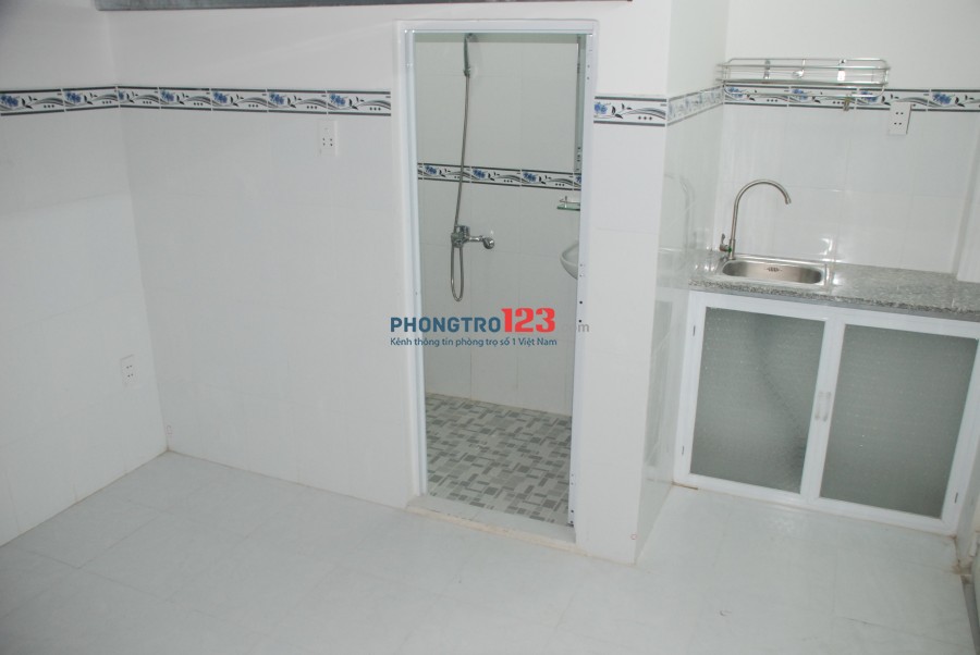 phòng mới xây 49 Thân Nhân Trung 16m2 có gác