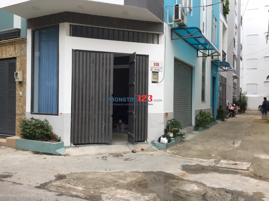 Cho thuê phòng cao cấp nhà 2 mặt tiền Đường Nguyễn Thanh Tuyền, Q.Tân Bình, giá 5tr/tháng