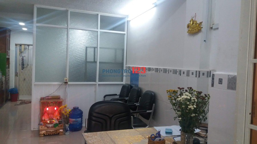 Cho thuê Mặt bằng tầng trệt nhà ở: gia đình ở, tiệm nail, spa, văn phòng online