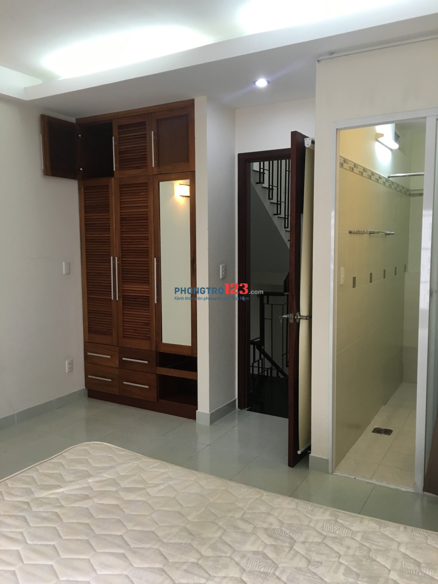 Cho thuê căn hộ dịch vụ Harry Apartment 37/36 Trần Đình Xu