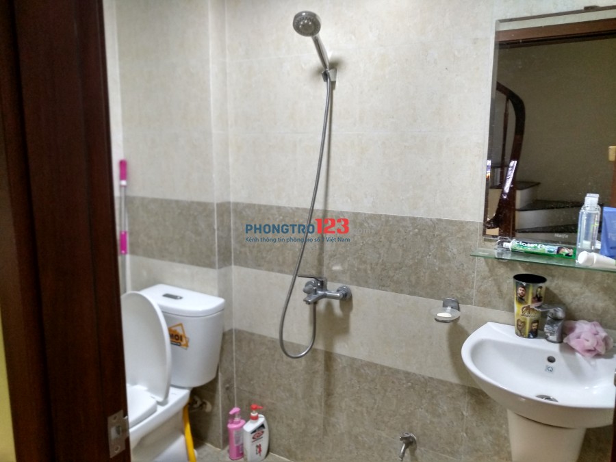 Chính chủ cho thuê 03 phòng khép kín trong ngõ 123A Thụy Khuê, Hà Nội