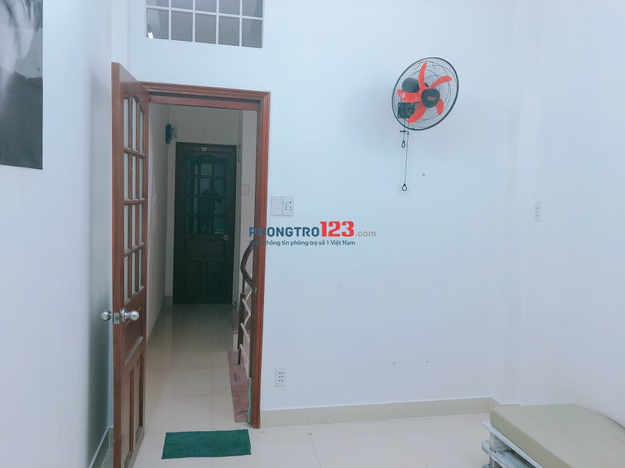 Cho thuê phòng dài hạn, full nội thất tại hẻm 153 Nguyễn Thượng Hiền, Q.Bình Thạnh, giá 4,5tr