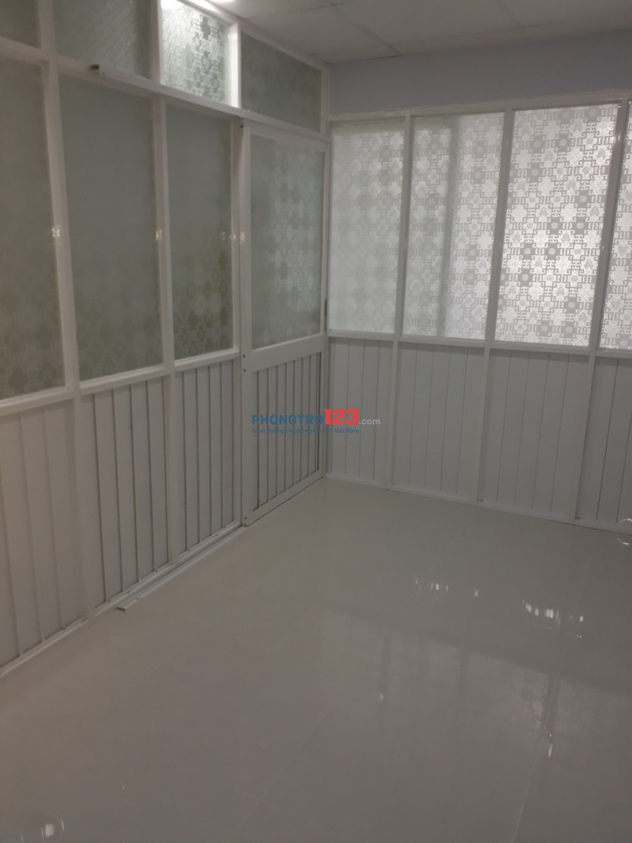 Cho thuê or bán nhà nguyên căn mới 1 lầu Ngay Bến Phú Định, P.16, Q.8. LH: Mr Long 0903199385