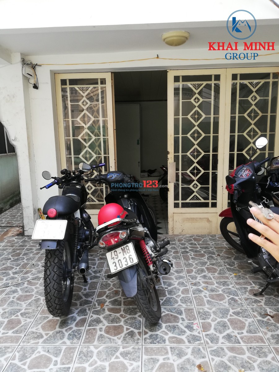Phòng MÁY LẠNH, sát ngã tư Hàng Xanh, ĐH Hutech, đường Điện Biên Phủ - 0917460309