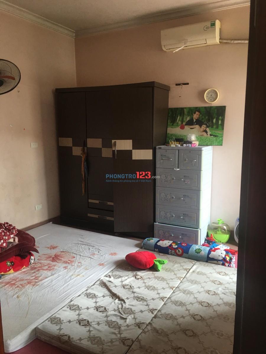 Cho thuê nhà nguyên căn tại Hoàng Mai, 4 phòng ngủ 8tr