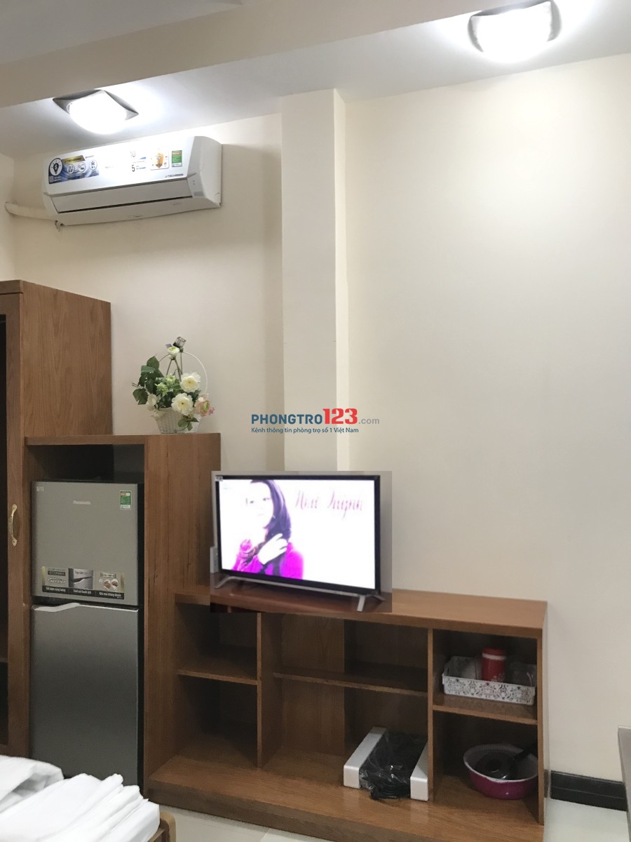 Phòng thuê căn hộ cao cấp giảm giá, mặt tiền đường Núi Thành, gần Etown Cộng Hòa, gần bệnh viện Mỹ Đức