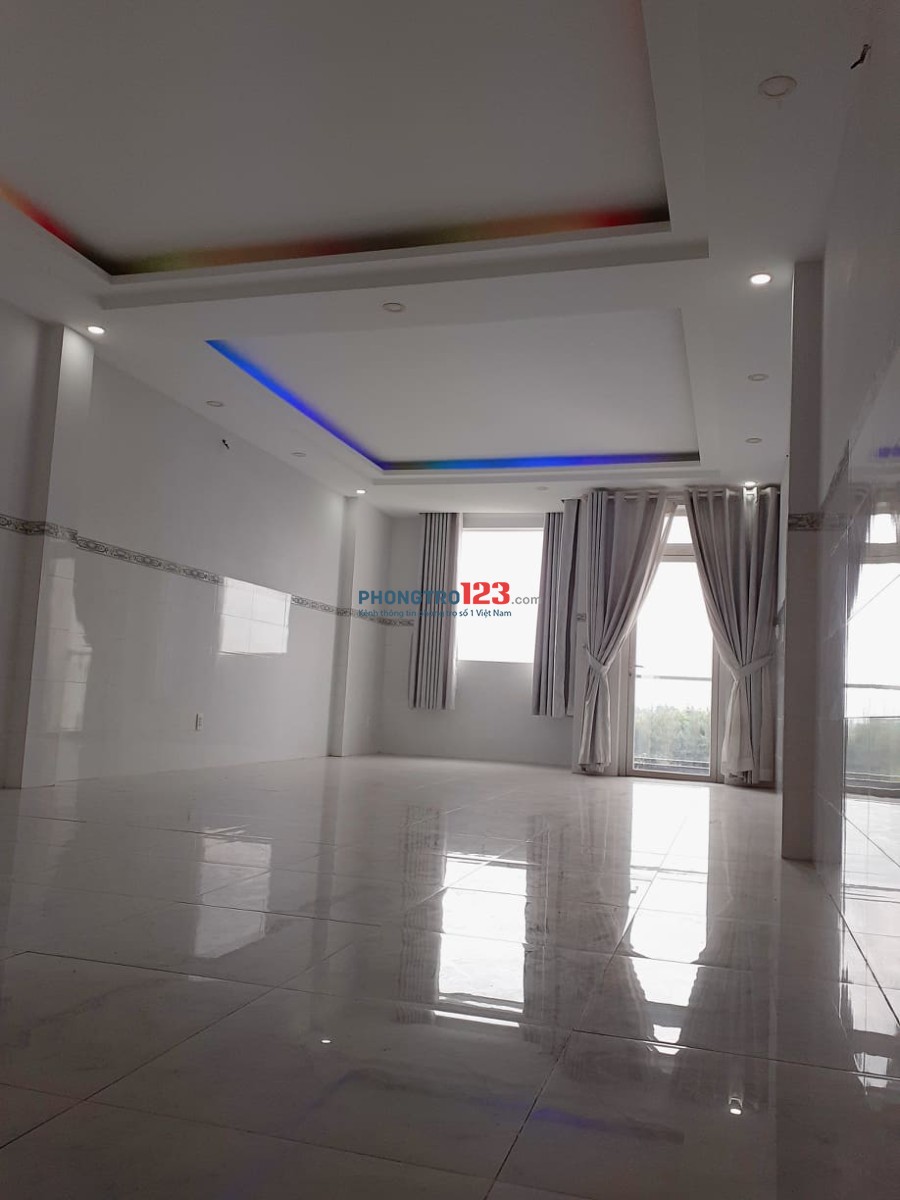 Phòng cao cấp 40m2 full nội thất mới 100%