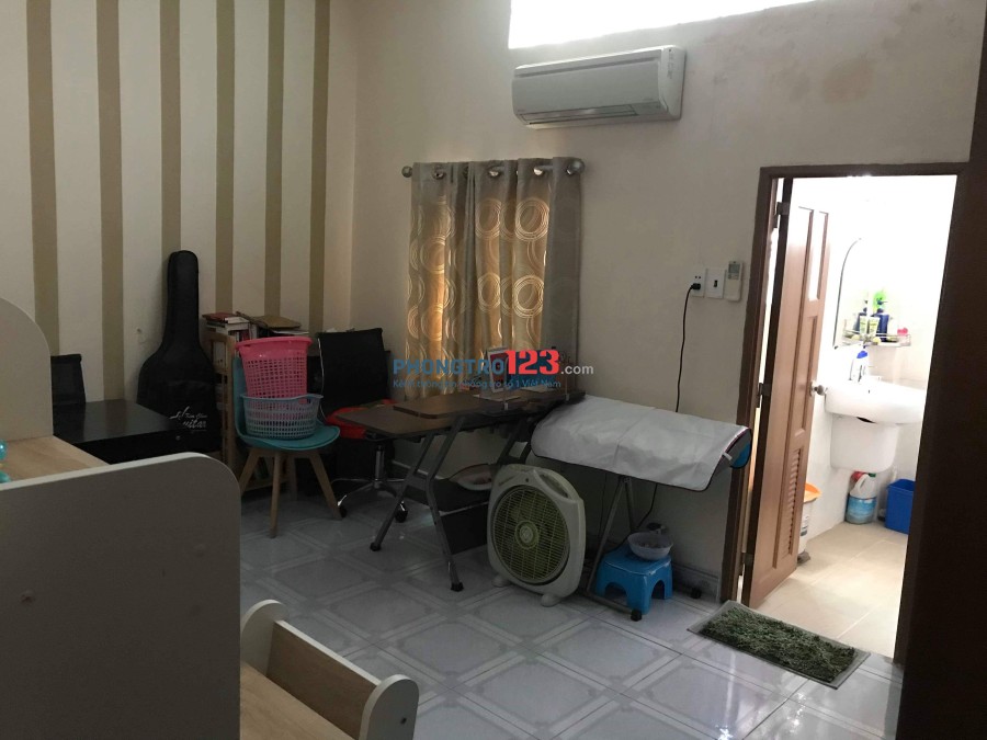 Cho thuê nhà ở Vườn Lài, Tân Phú 1 lầu 2 tolet