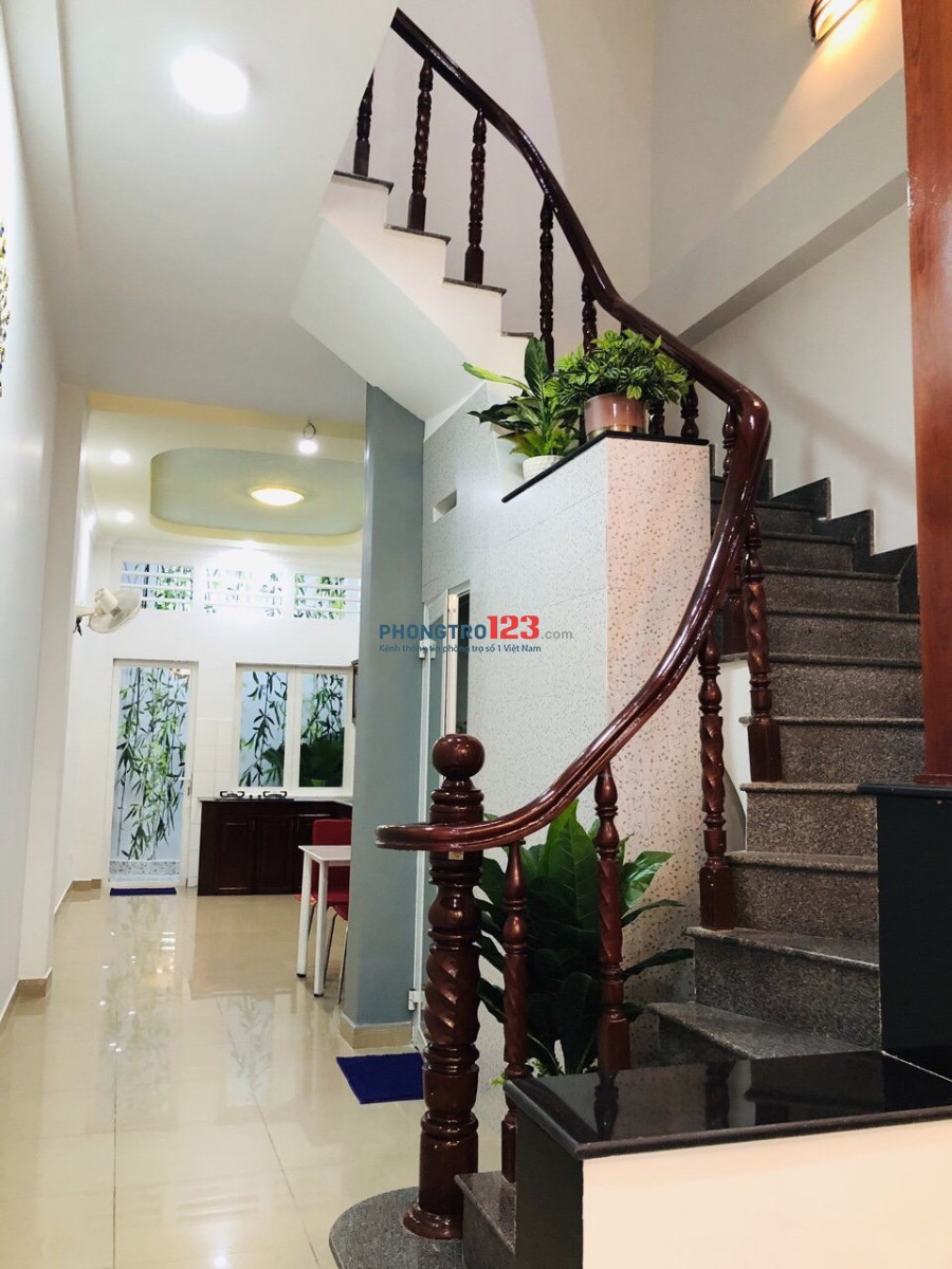 Cho thuê phòng trọ Cao cấp, 25m2, Phan Đình Phùng, P1, Quận Phú Nhuận